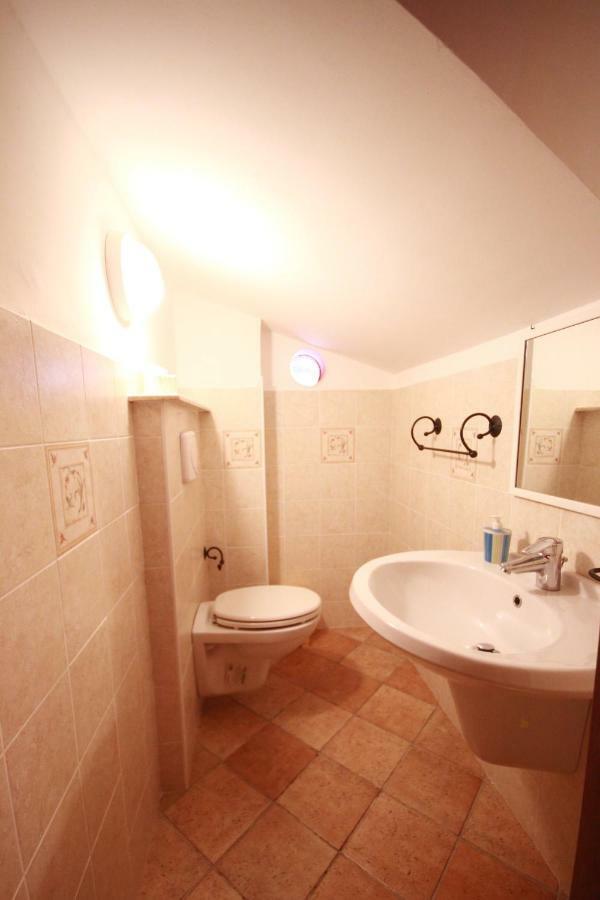 Villa Basilio Accommodation ริกาดี ภายนอก รูปภาพ